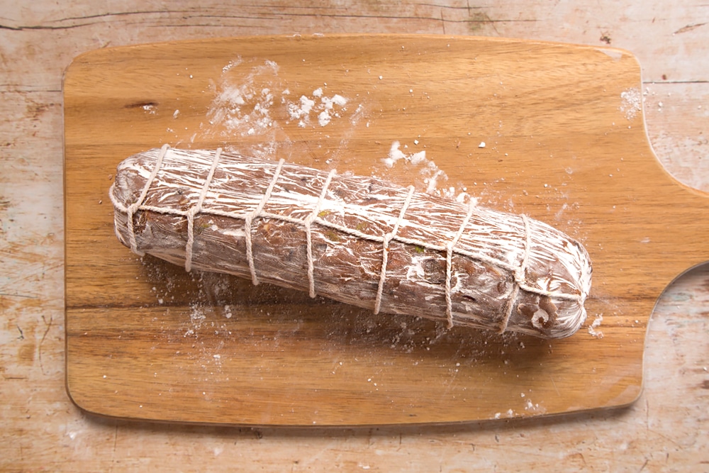 Your Christmas spiced chocolate salami is now finished!
