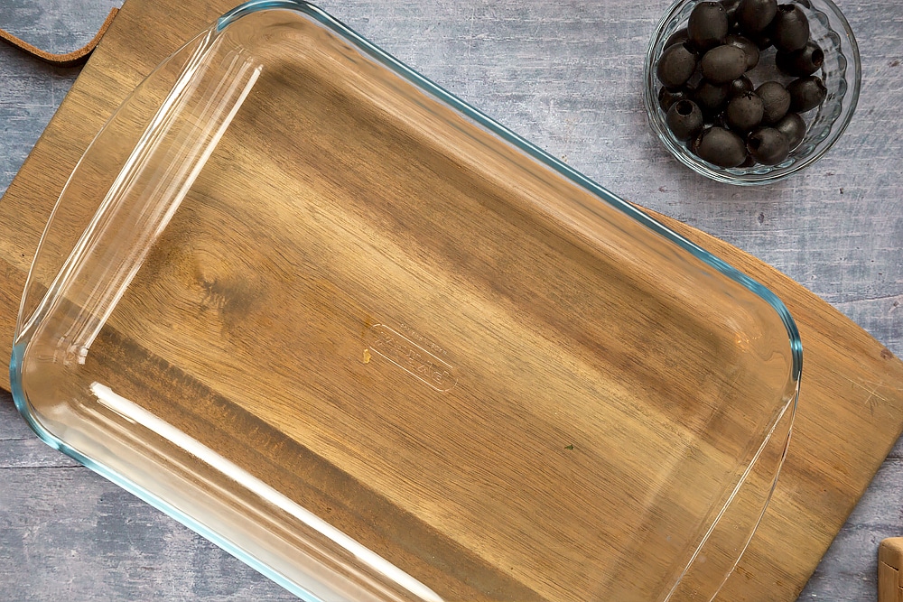 Clean Pyrex dish