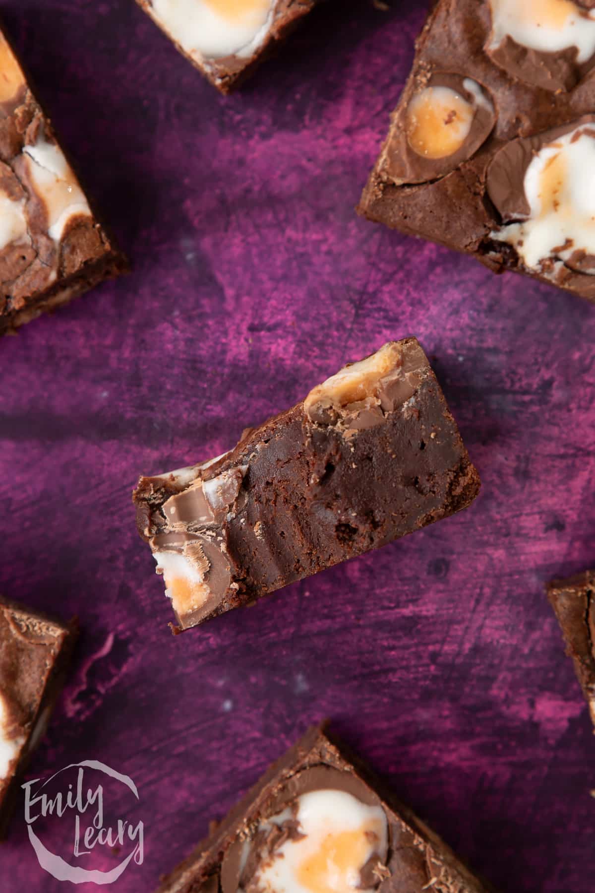 Side on shot of the finished brownie slices.
