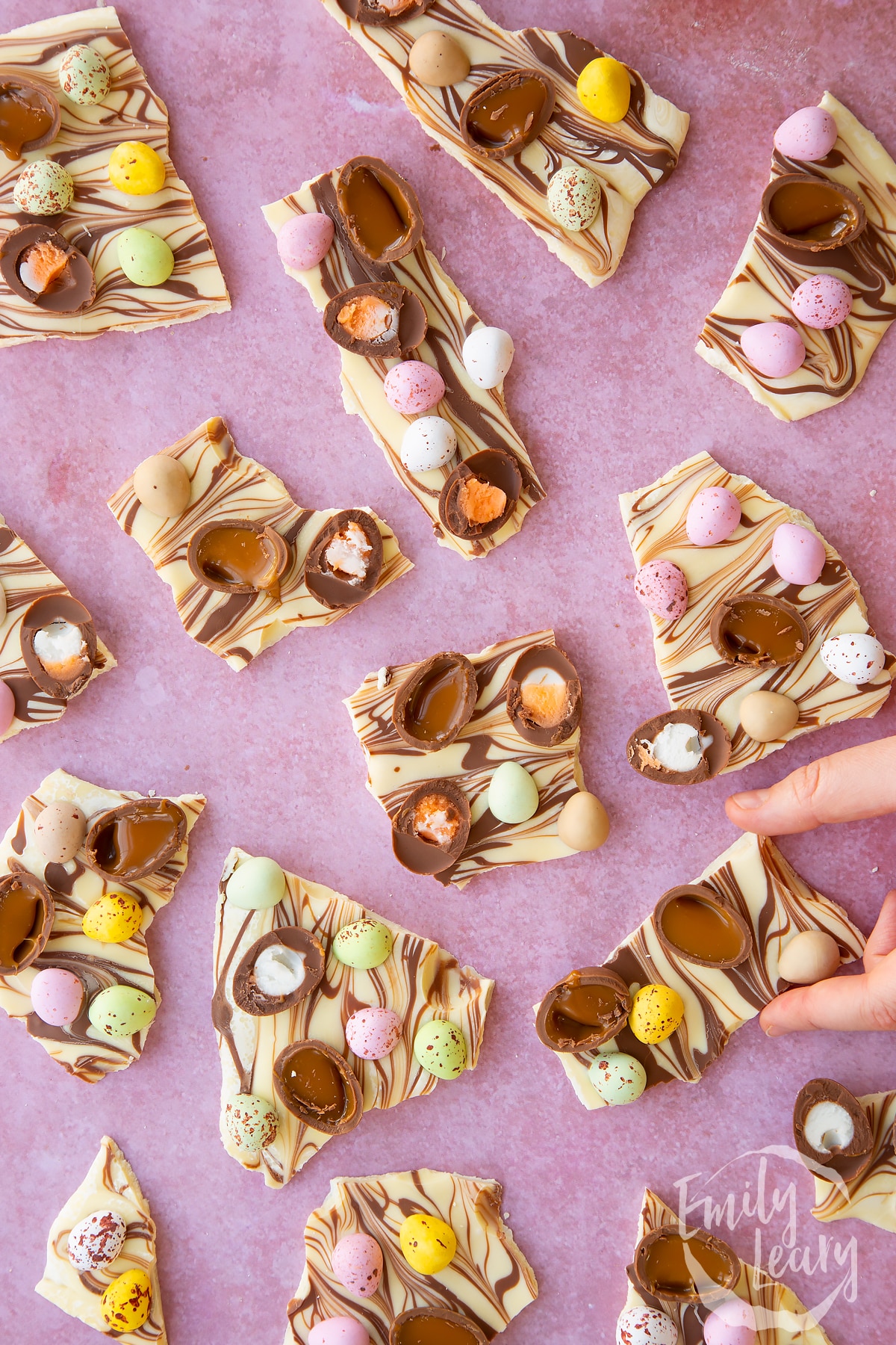 Finished pieces of Easter chocolate bark.